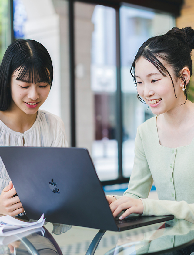 ファンクラブスタッフ